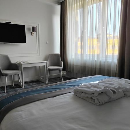 Hotel Mio City Kula Luaran gambar