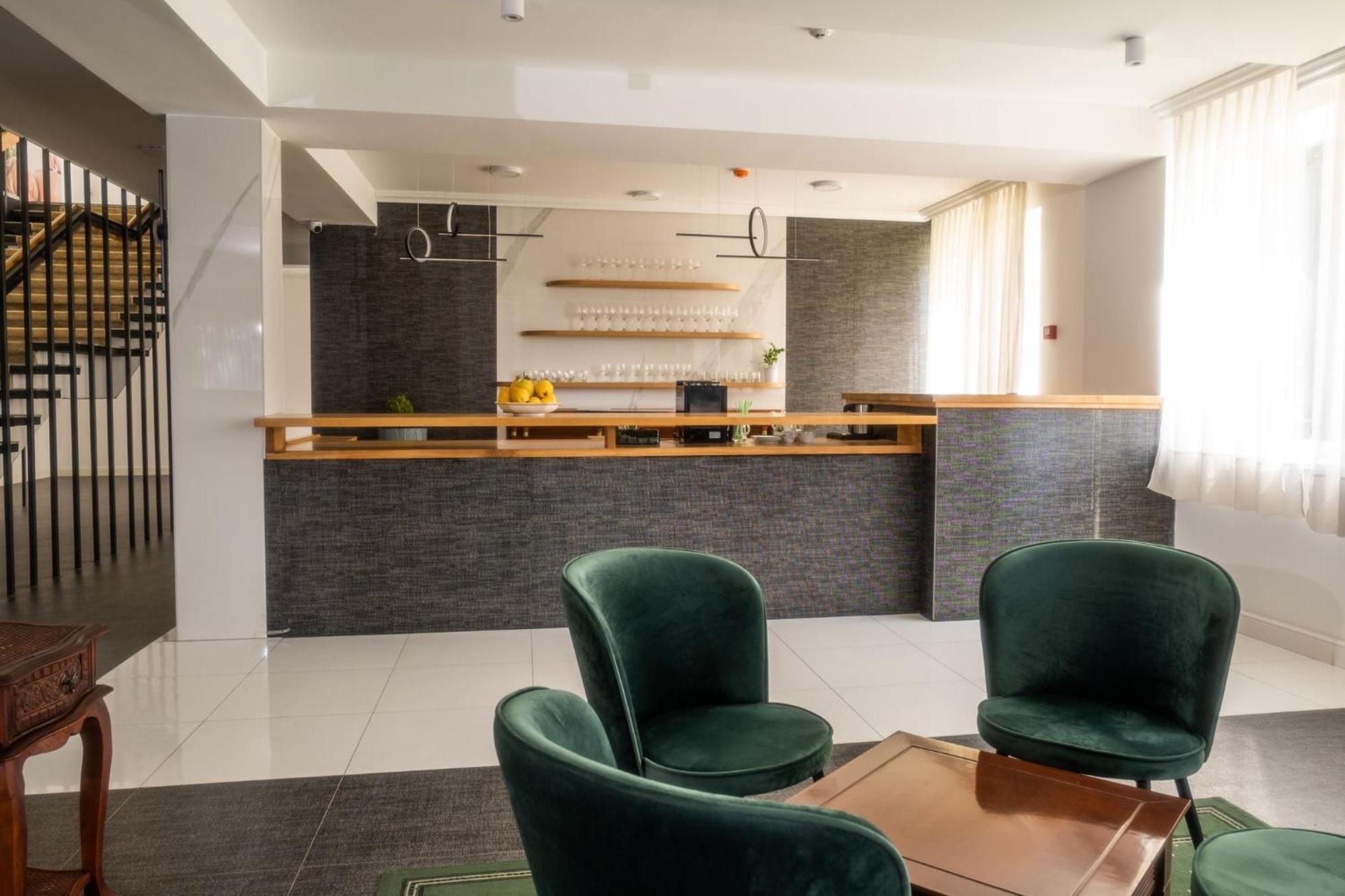 Hotel Mio City Kula Luaran gambar
