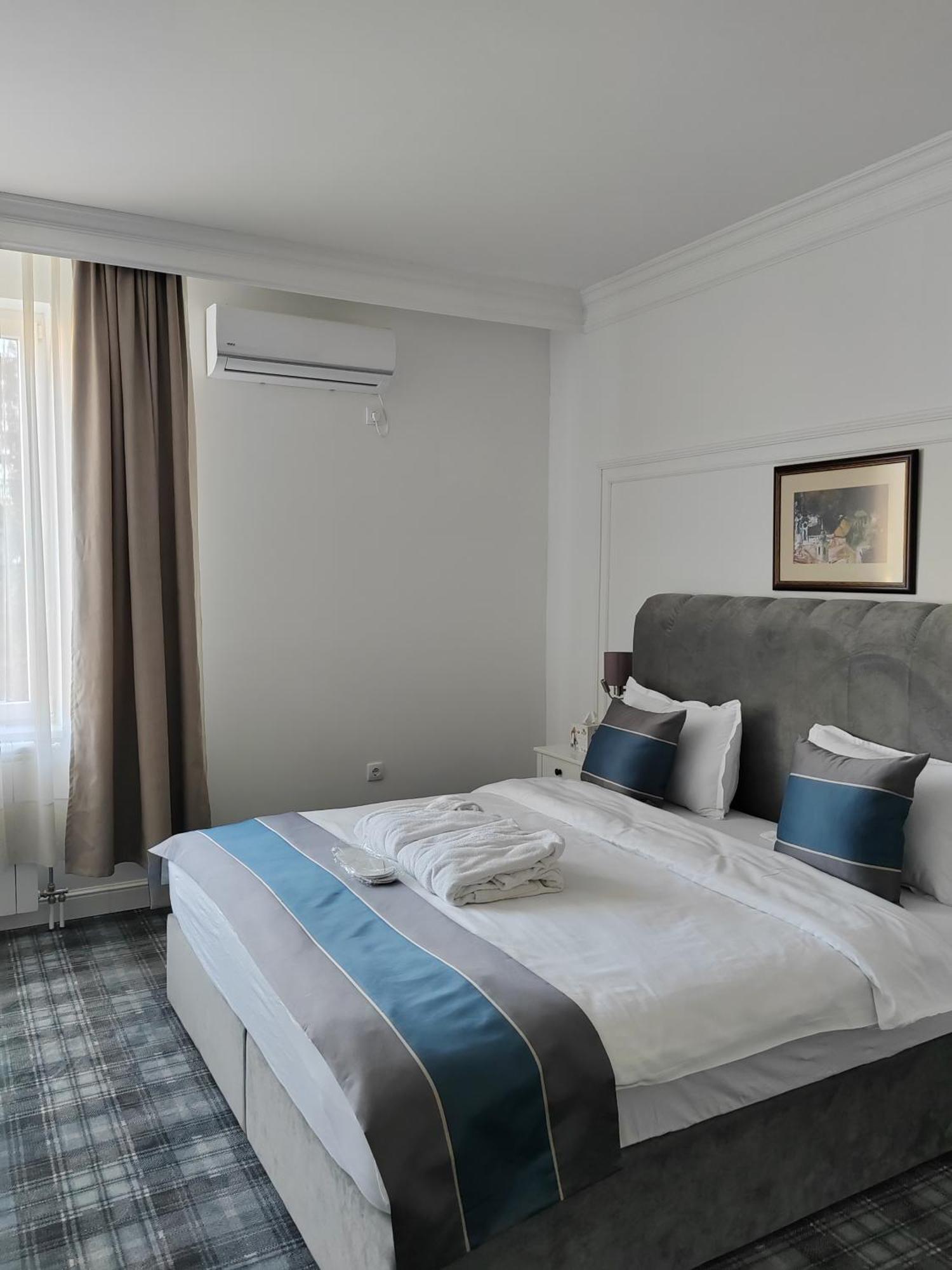 Hotel Mio City Kula Luaran gambar